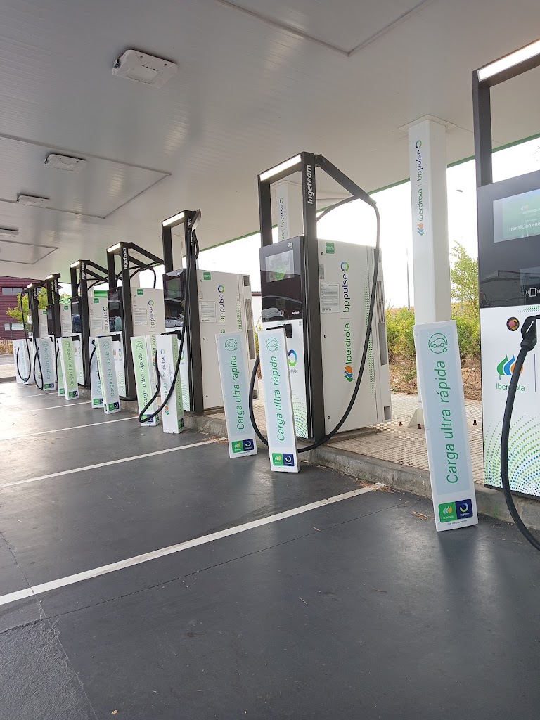 TIENDA LOW COST CARBURANTES — Interior