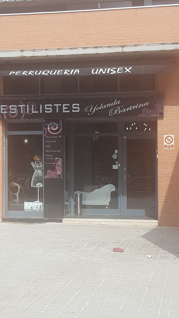 PELUQUERIA YOLANDA BARTRINA — Exterior