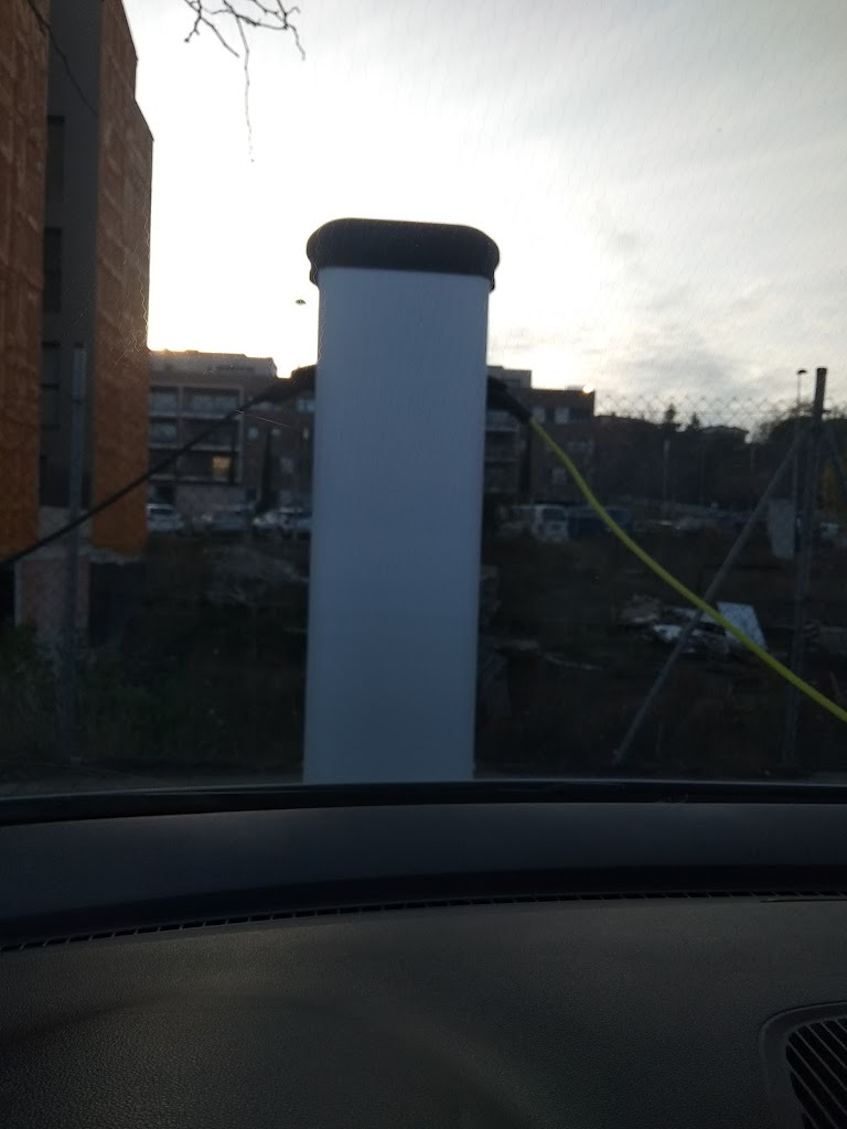 Punt recarrega electrica cotxes i motos