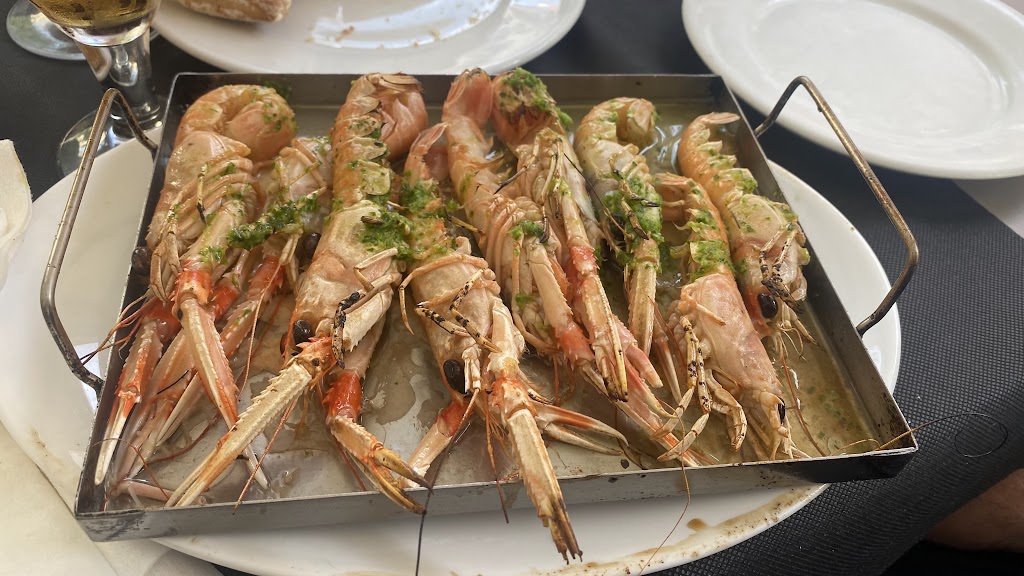 La Cuina d'en Manel — Comida y bebida