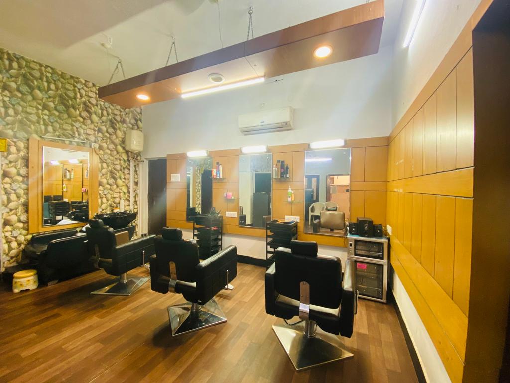 The Cut Above Women S Room