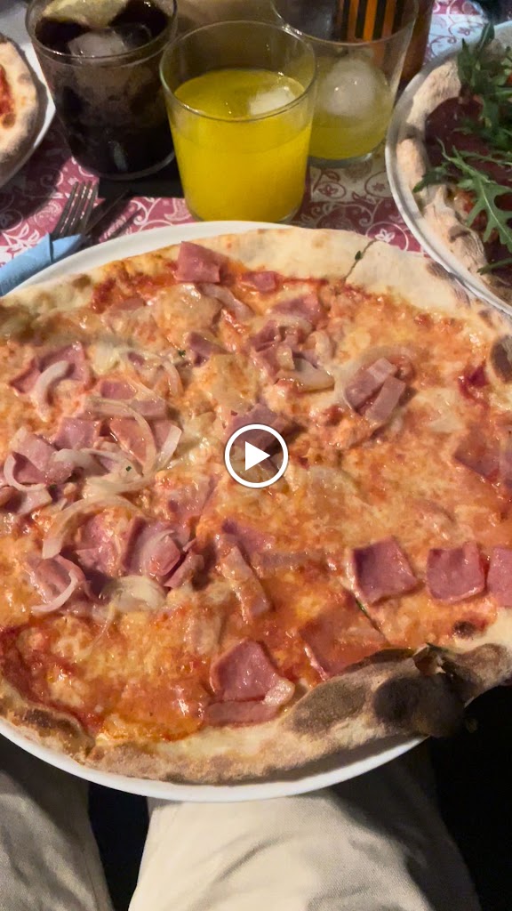 l'Italia restaurant — Videos