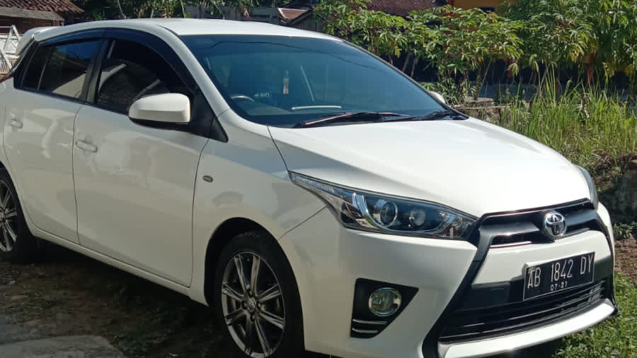 Bengkel cat mobil Mbah Sarju