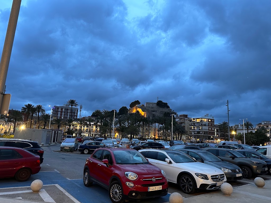Parking Posit — Estacionamiento