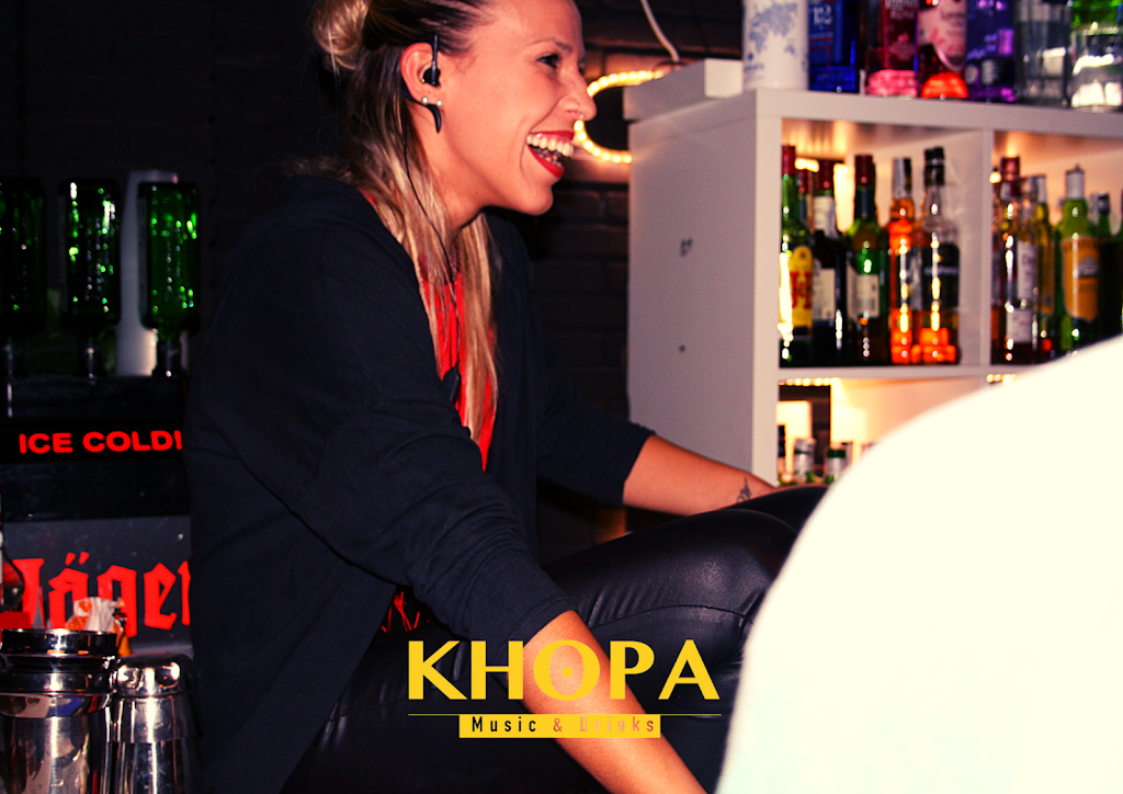 Bar Khopa — Ambiente