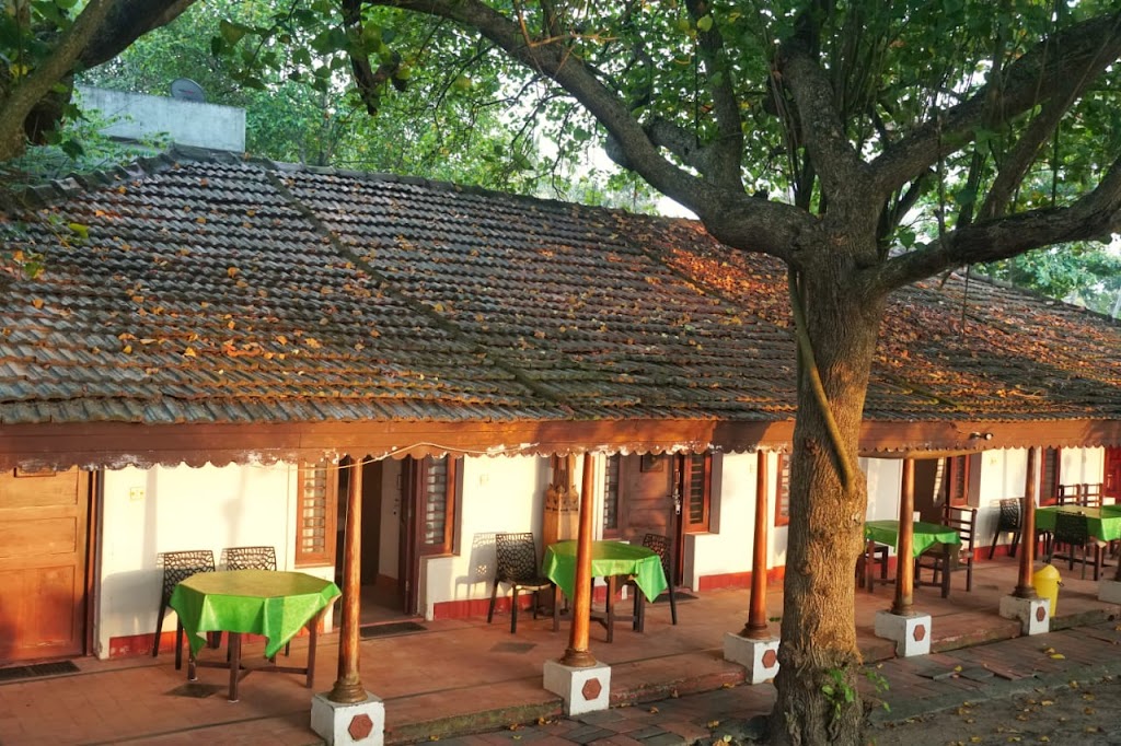 White Saand Beach Resort