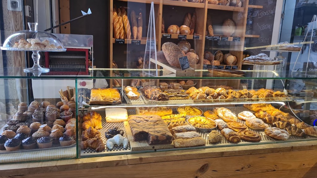 Orriols Panaderia - Cafeteria — Ambiente