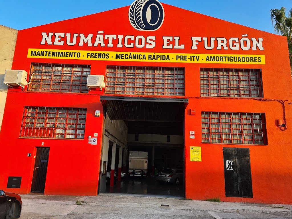 Neumaticos el Furgon — Exterior