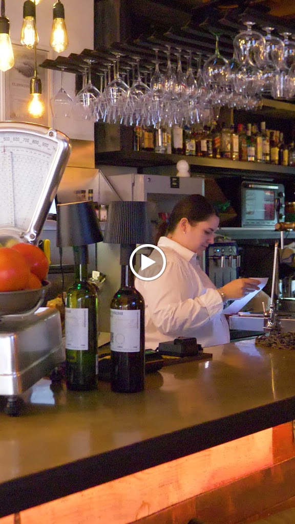 El Rincon de Juan - The Wine Bar | Restaurante La Linea de la Concepcion — Videos