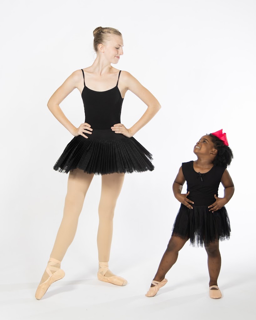  Hyde Park School of Dance