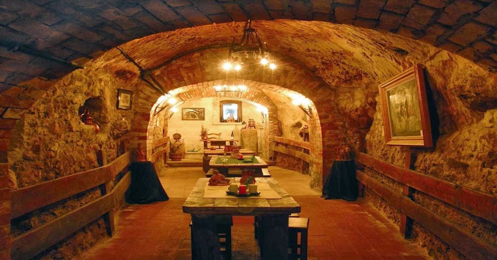 Bodega Historica Don Carlos - Bodegas de Aranda de Duero — Del propietario