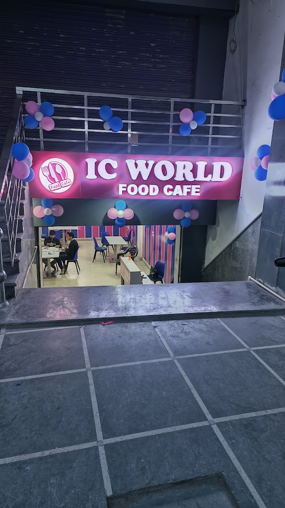 Ic World Food Cafe
