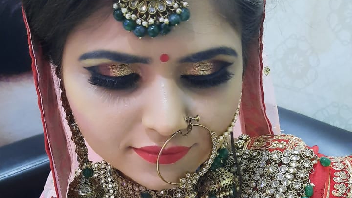 Glam Hair Beauty Makeup Salon