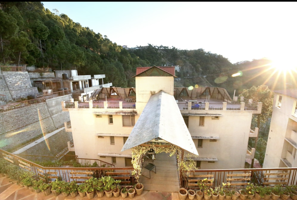 Sharvilla Resort