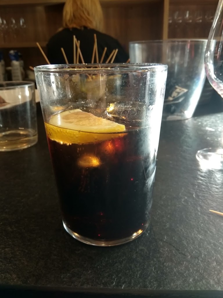 Bar Amesti — Comida y bebida