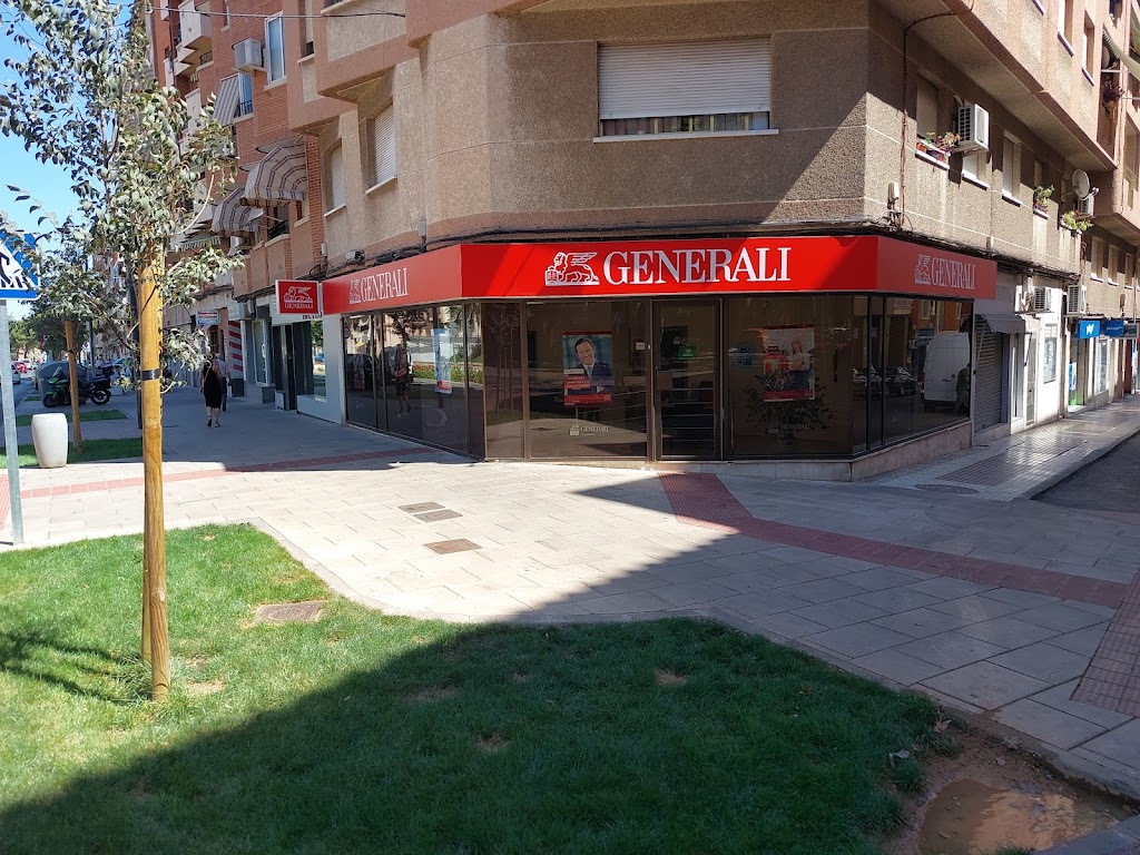 Agencia Generali Seguros — Exterior