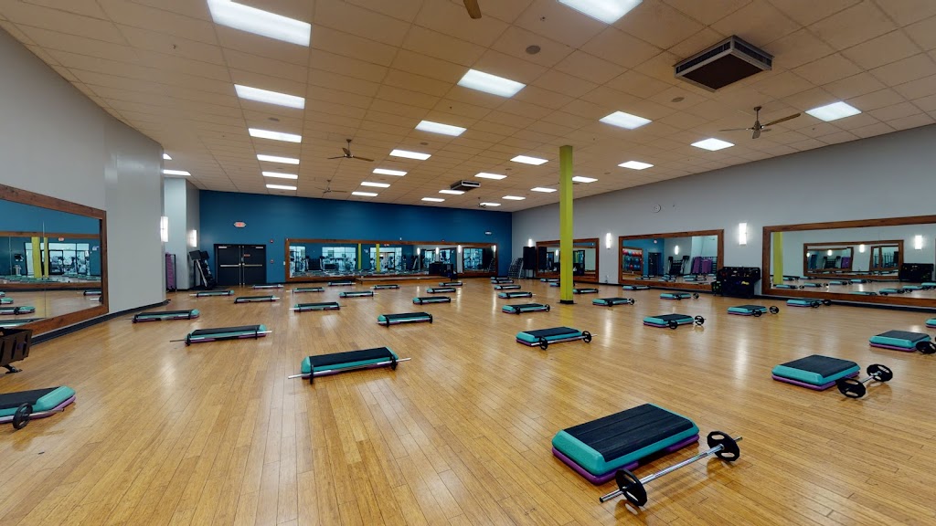  Onelife Fitness - Burke