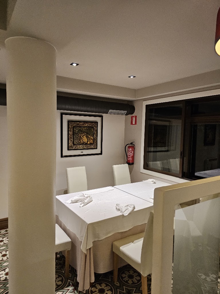 EL MIRADOR DE SANTA CRISTINA SL — Ambiente