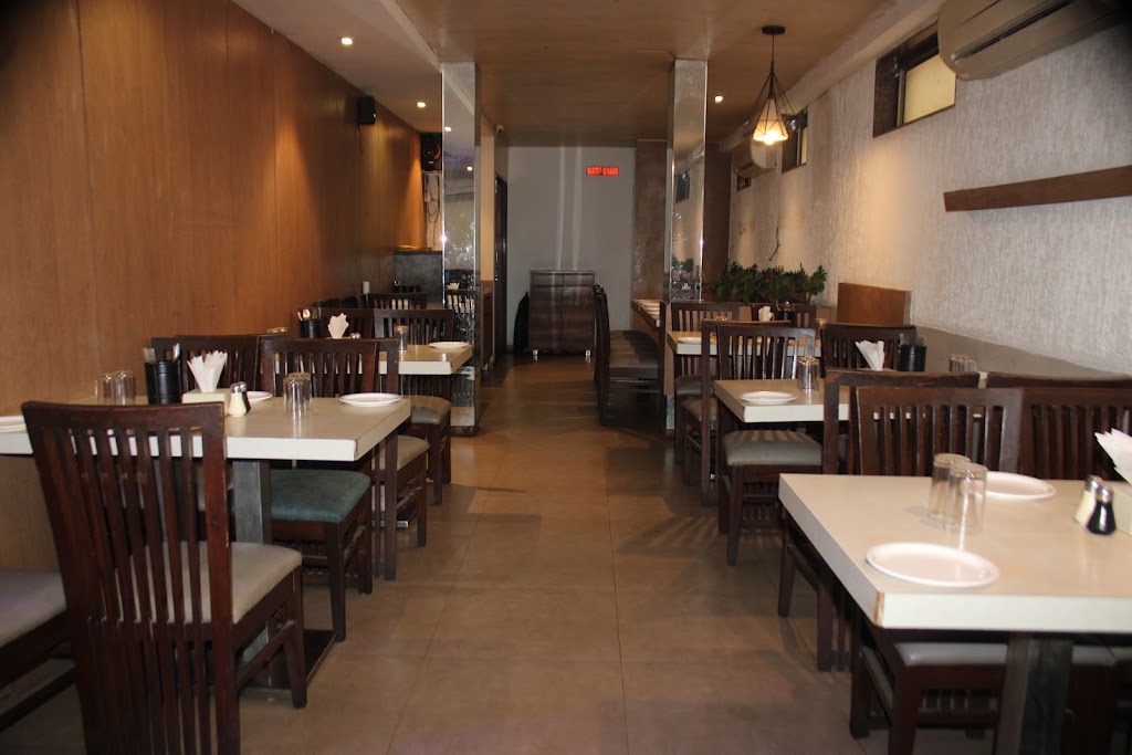 Hungry Eyes Multi Cuisine Top Restaurant Family Restaurant Fast Food Restaurant Multi Cuisine Restaurant