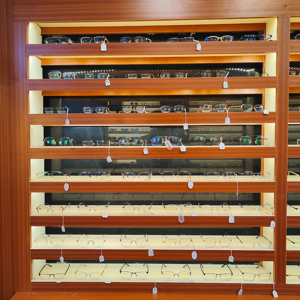 Moyalan Opticals