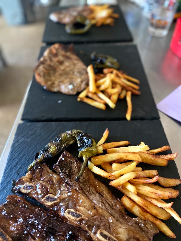 Bar La Penya 2 — Comida y bebida