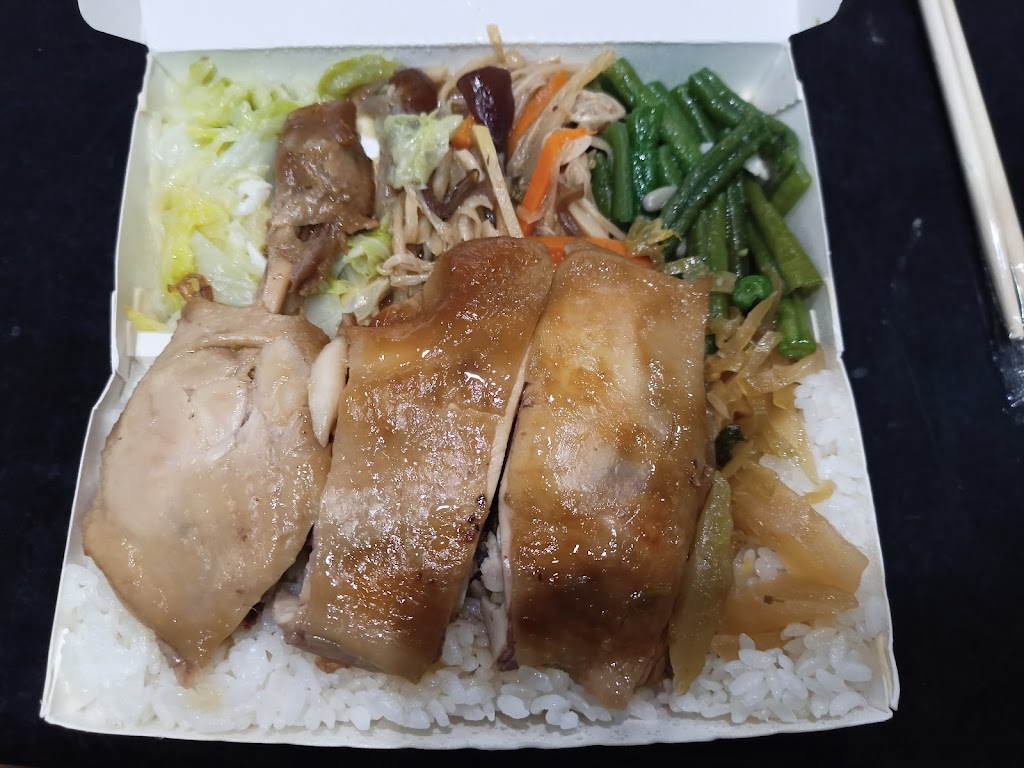 華榮美食自助餐館 的照片