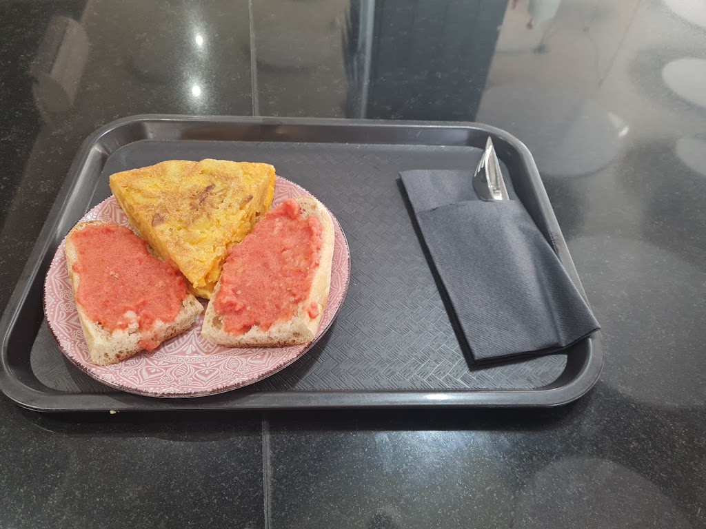 Cafeteria Iale — Comida y bebida
