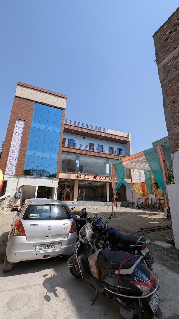 Hotel The Raj Palace