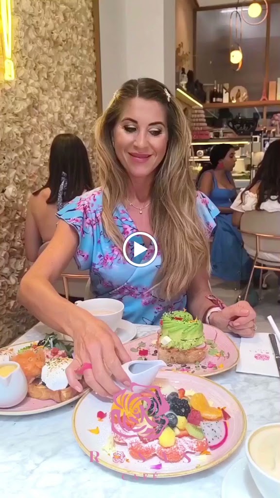 Rosas Cafe Marbella — Videos