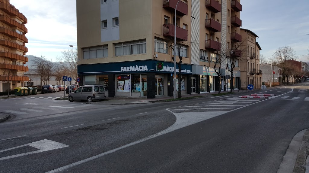 Farmacia Montanya Dou