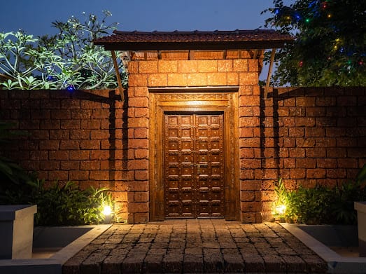 Jomo Resort
