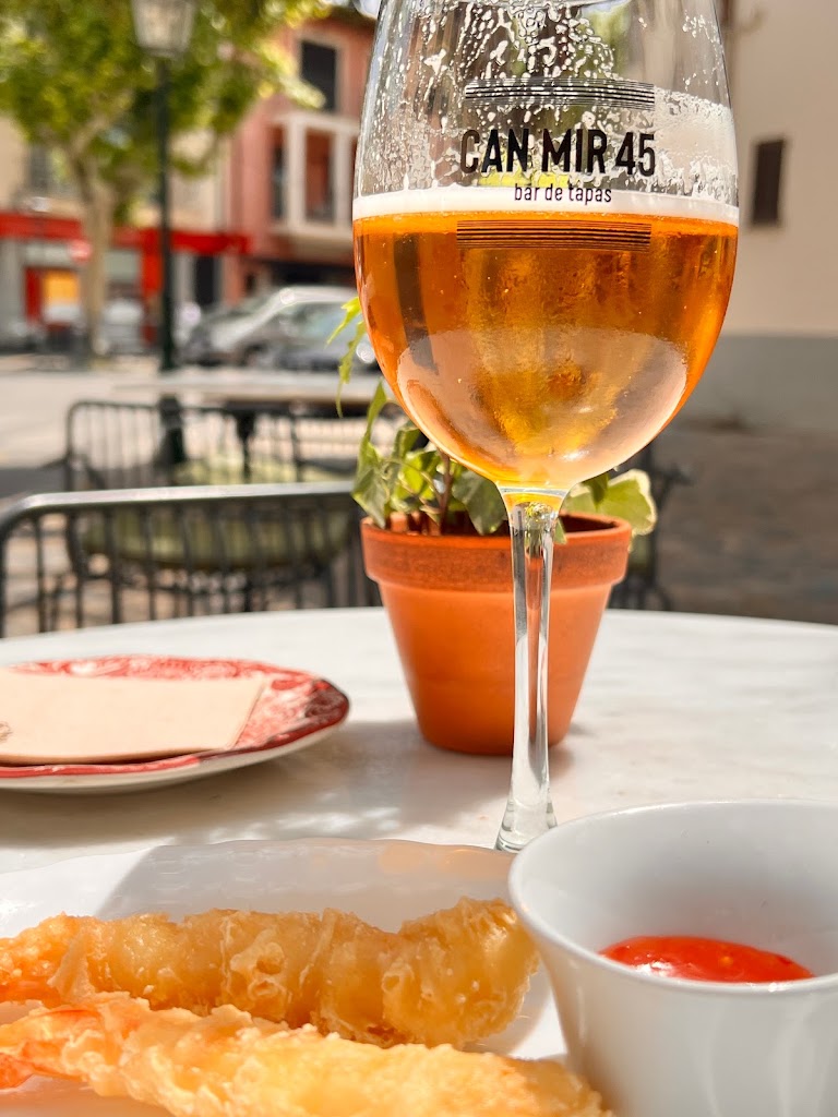 can mir 45 - bar de tapas — Comida y bebida