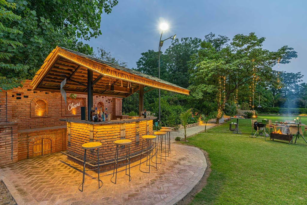Stayvista At Peacocks Partridges In Hoshiarpur 3 Bhk Premium Villa