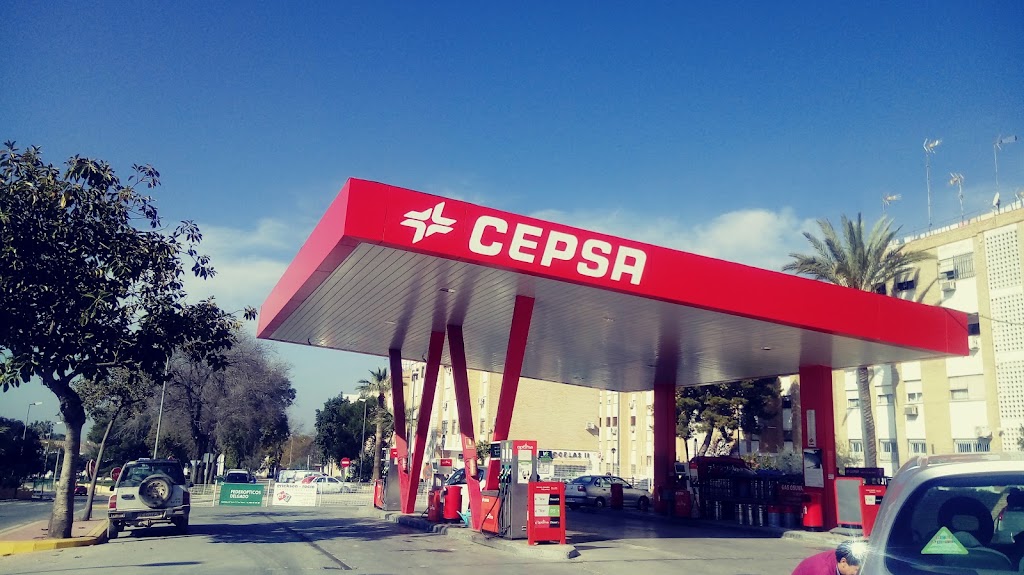 Estacion de servicio Cepsa — Exterior