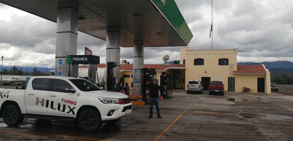 Pemex — Estacion de servicio
