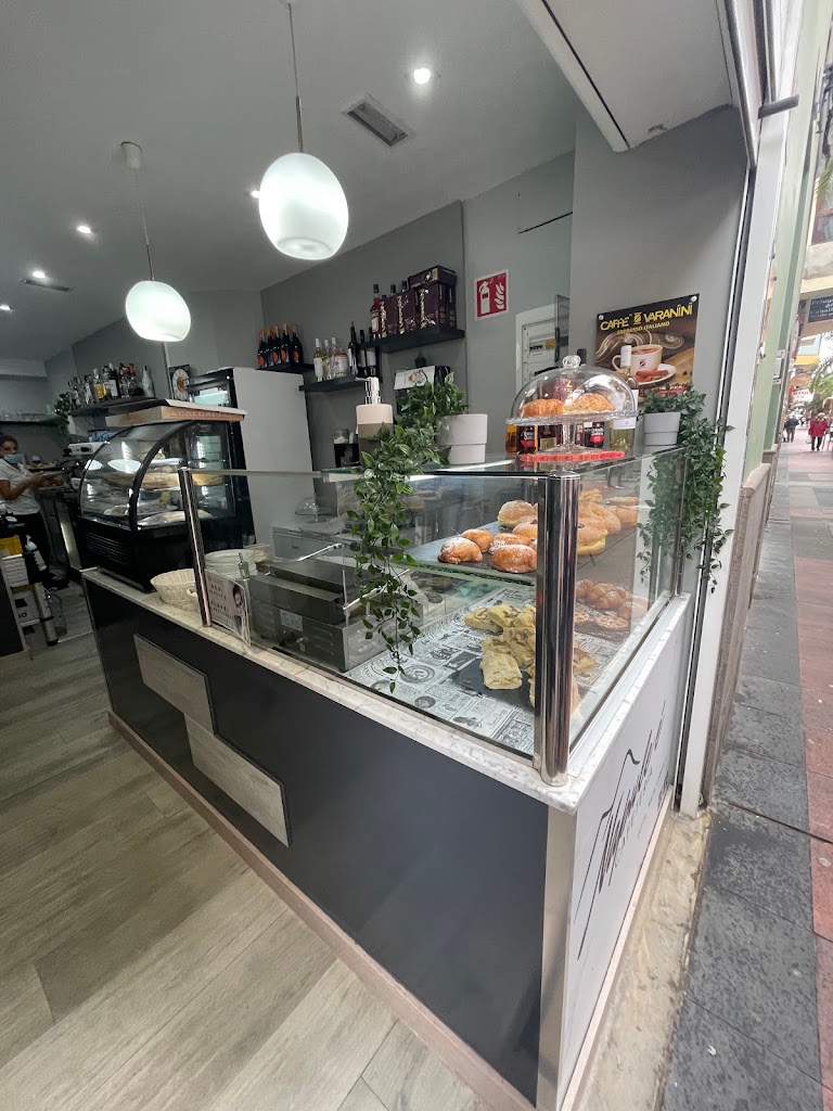 Napule e — Ambiente