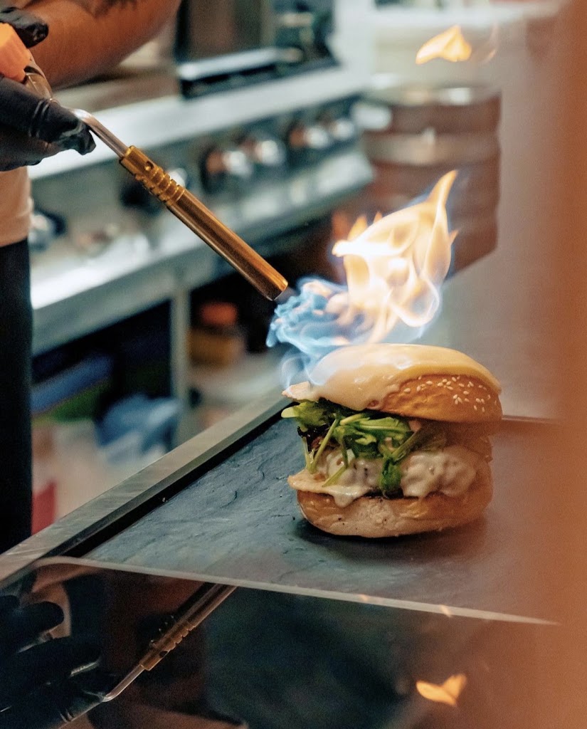 Burger Chef — Comida y bebida