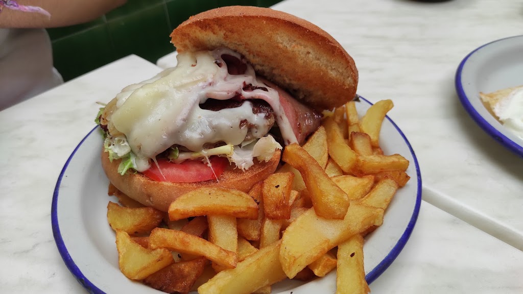 La Granja de Sitges — Comida y bebida