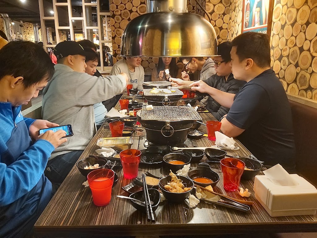 燒肉眾精緻炭火燒肉 台北西門店 的照片