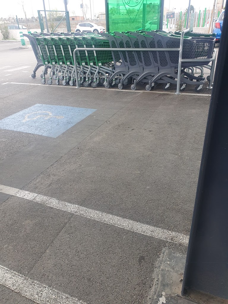 Parking de movilidad reducida