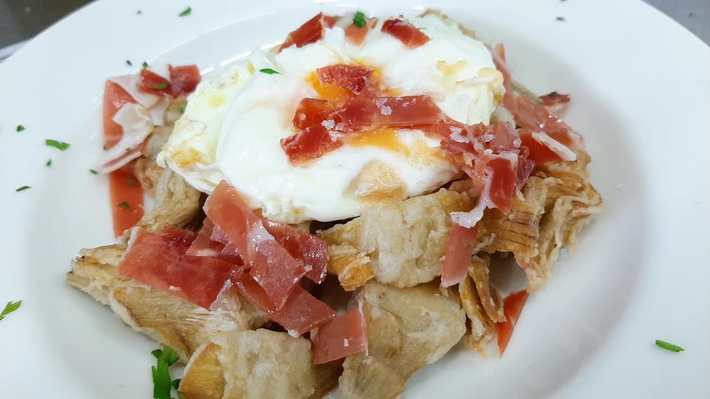 Restaurante La Chuleria — Comida y bebida