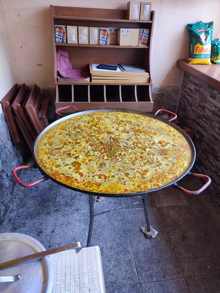 Bar Venecia — Comida y bebida