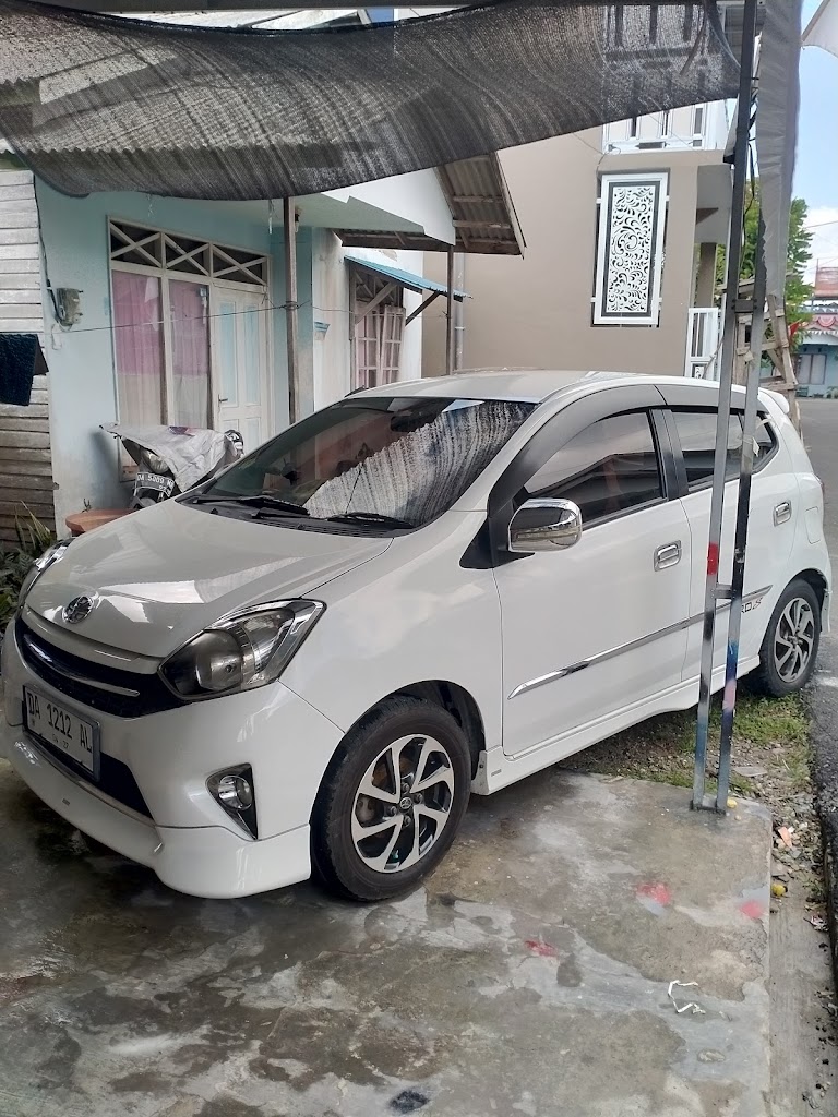 Bengkel Lekto cat Deco mobil