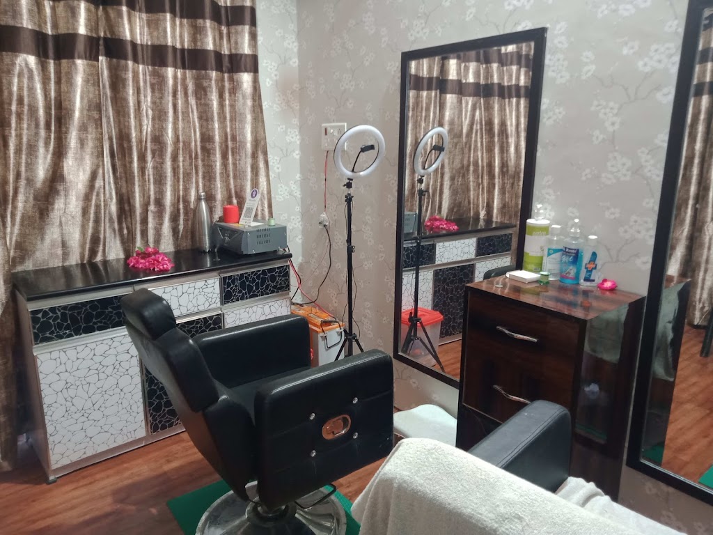 Sinha S Beauty Parlour