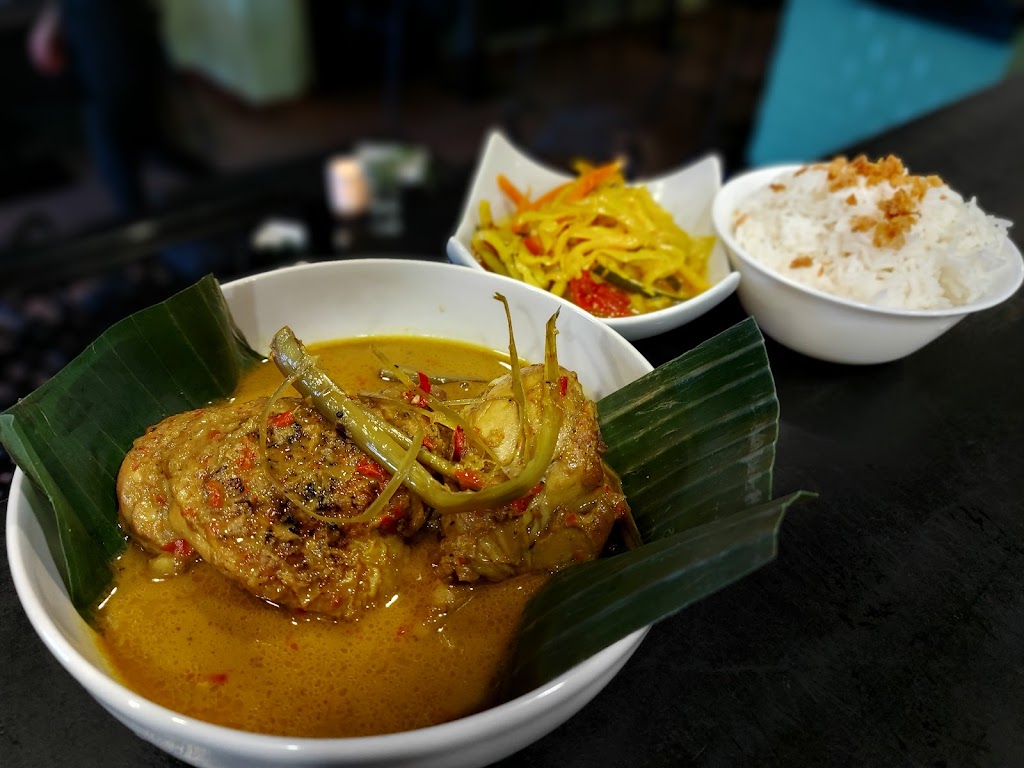 Restaurante Thaipasbar SomSom — Comida y bebida