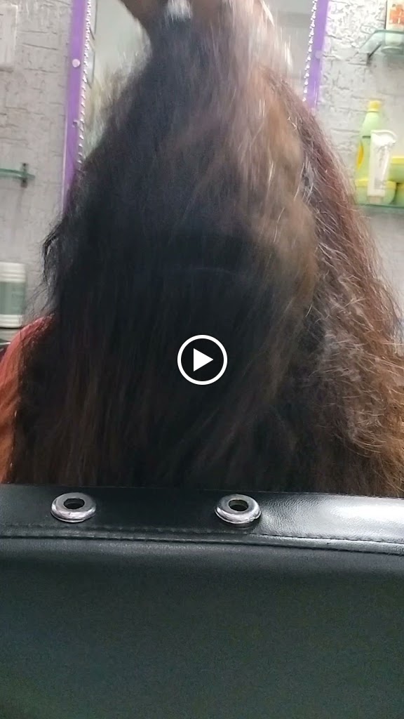 Lavish Locks Beauty Salon And Academy