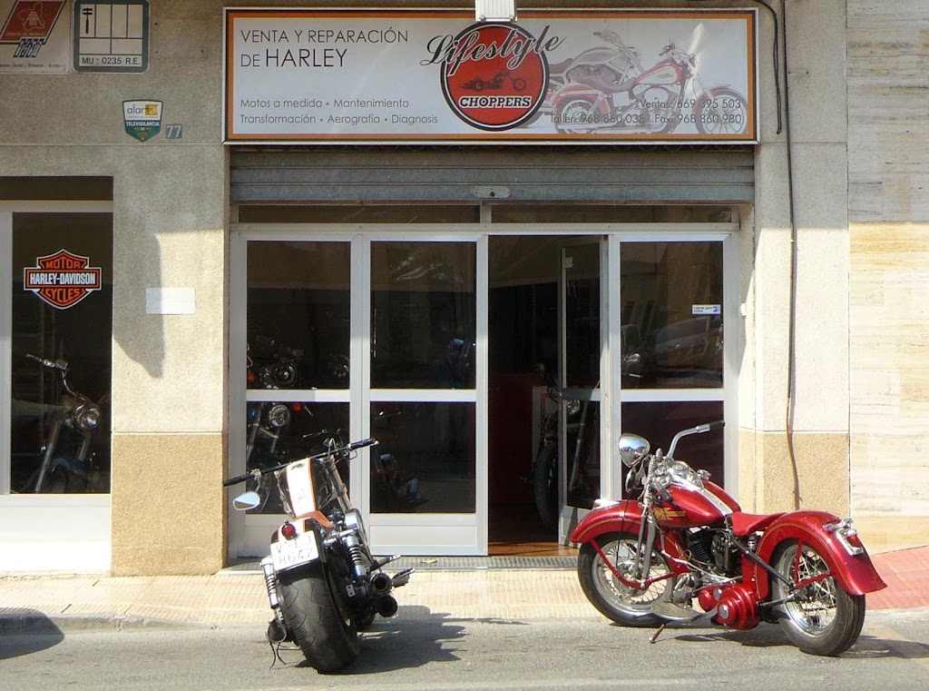 LIFESTYLE CHOPPERS (Especialista en Harley Davidson) — Exterior