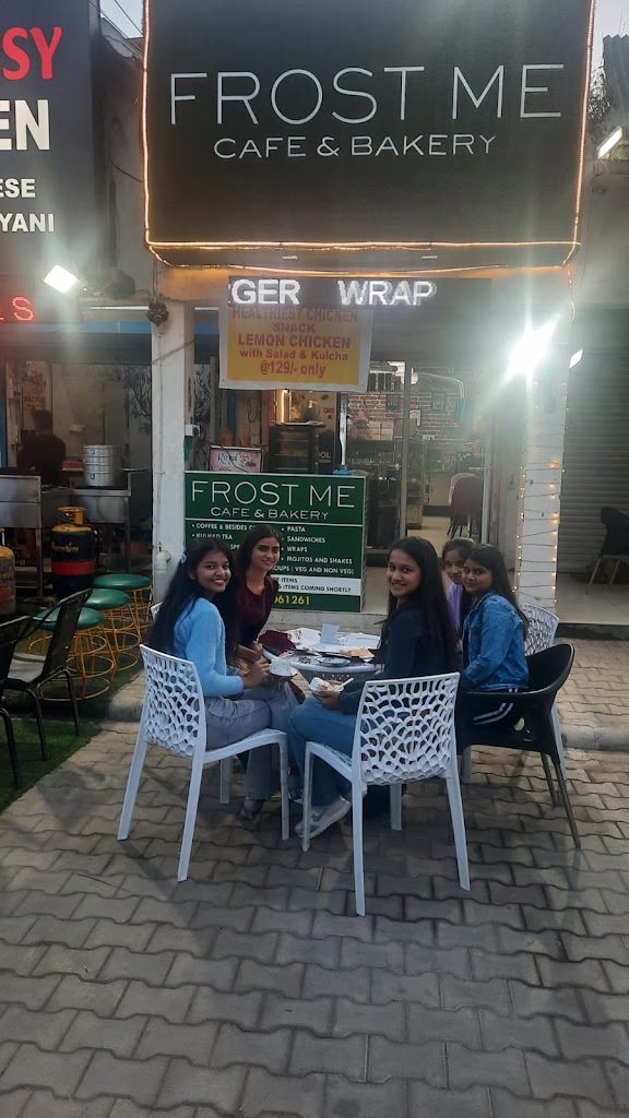 Frost Me Cafe