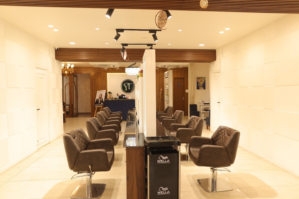 Yt Studio Unisex Salon Best Hair Bridal Makeup Nail Eyelash Extension Salon Dehradun