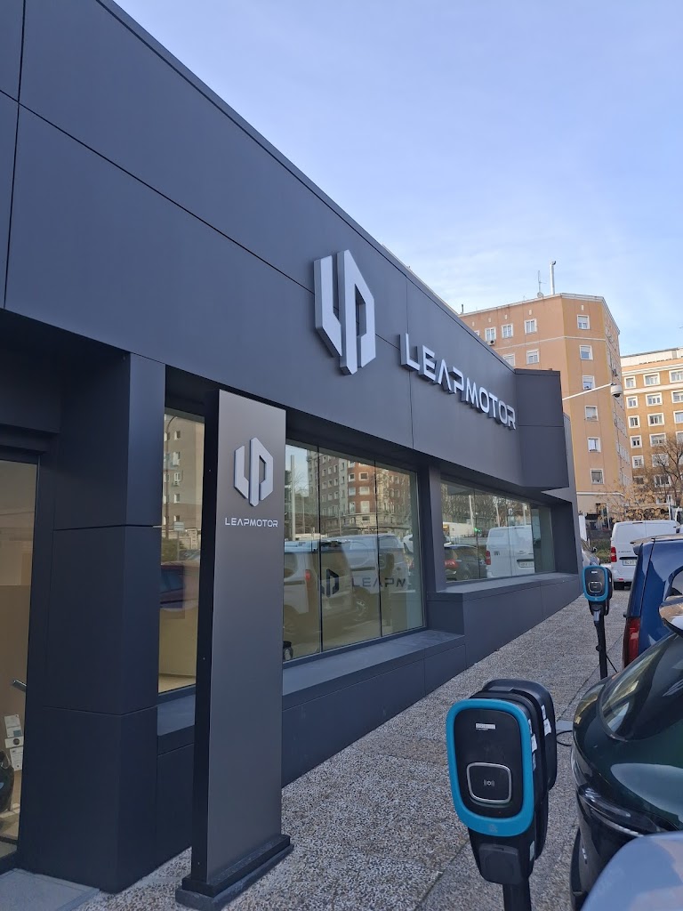 LEAPMOTOR STELLANTIS &YOU MADRID - Dr. Esquerdo